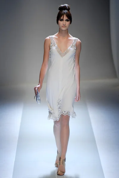 Look 8